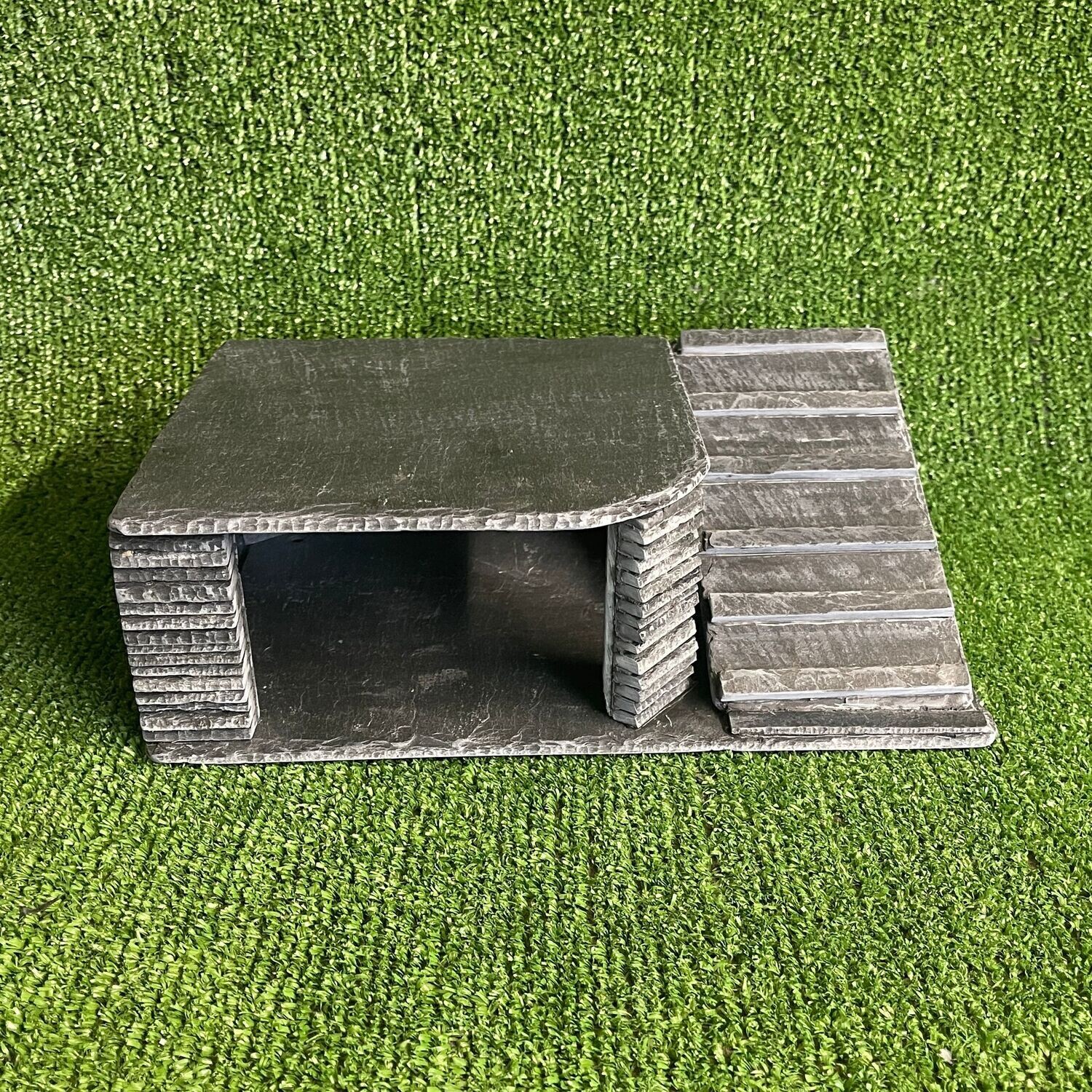 Aquarium and Reptile Slate Cave, Basking Roof, Ramp.