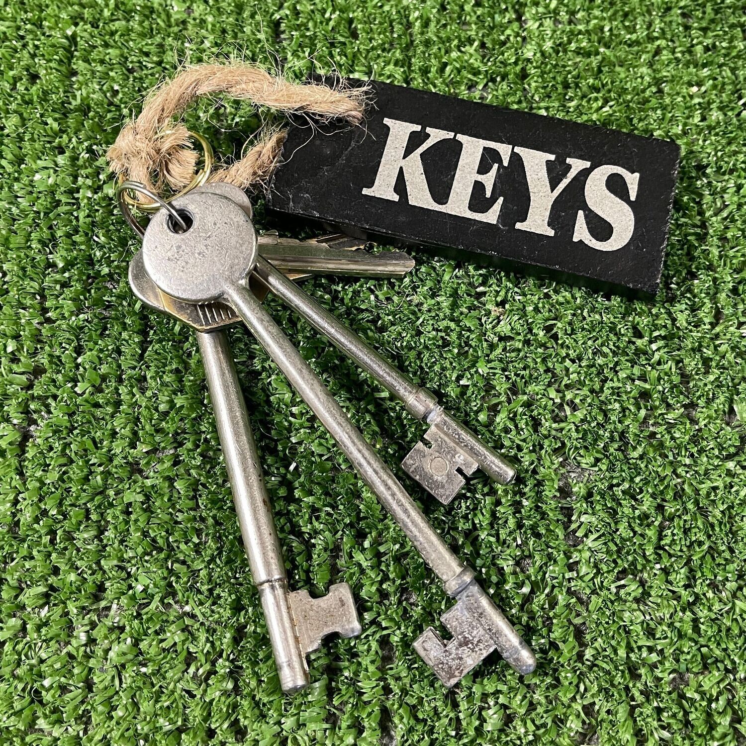 Slate Engraved Keys Keyring