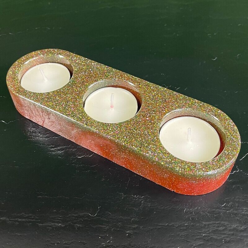 Red 3 T-Light Holder