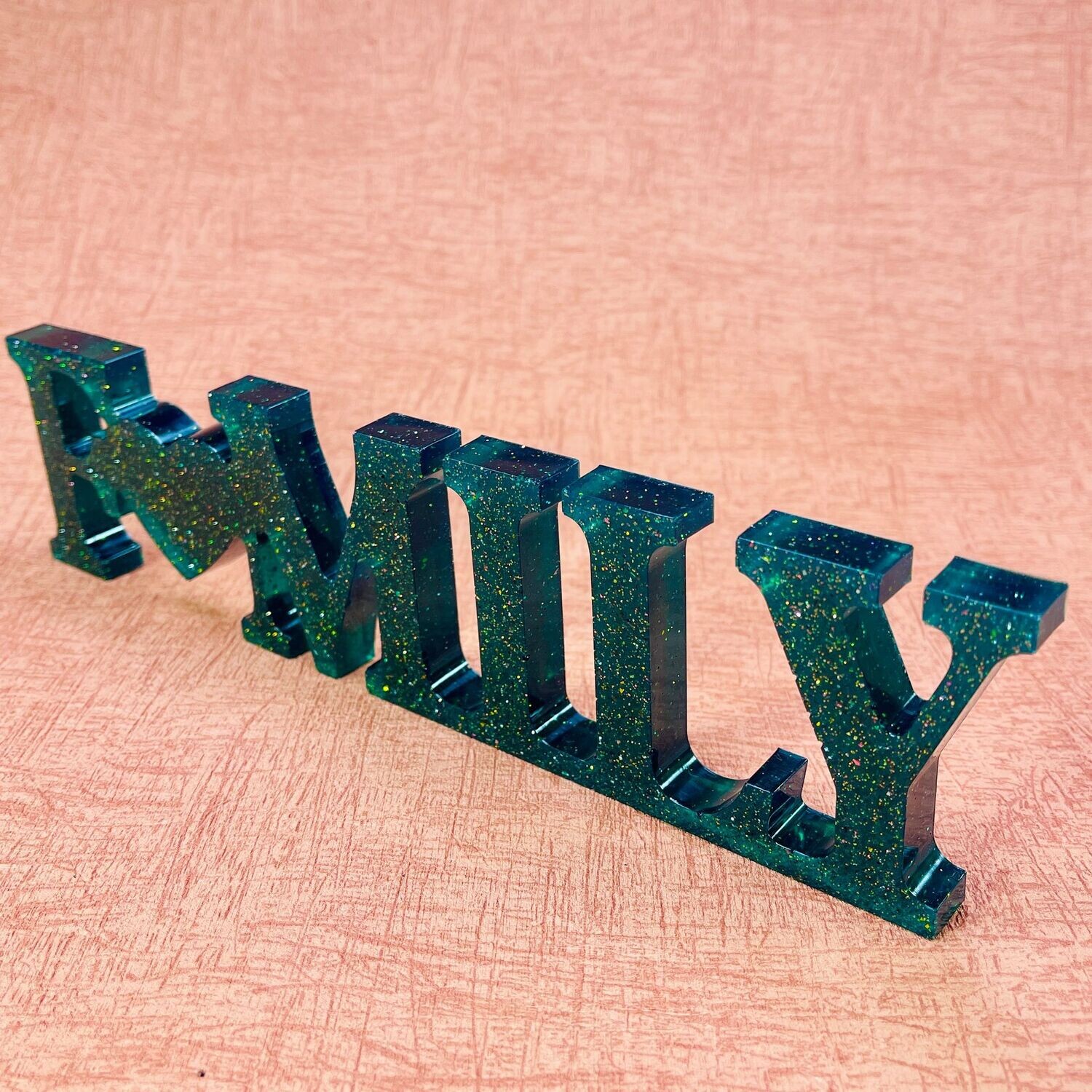 FAMILY - Green/Sparkly Family sign