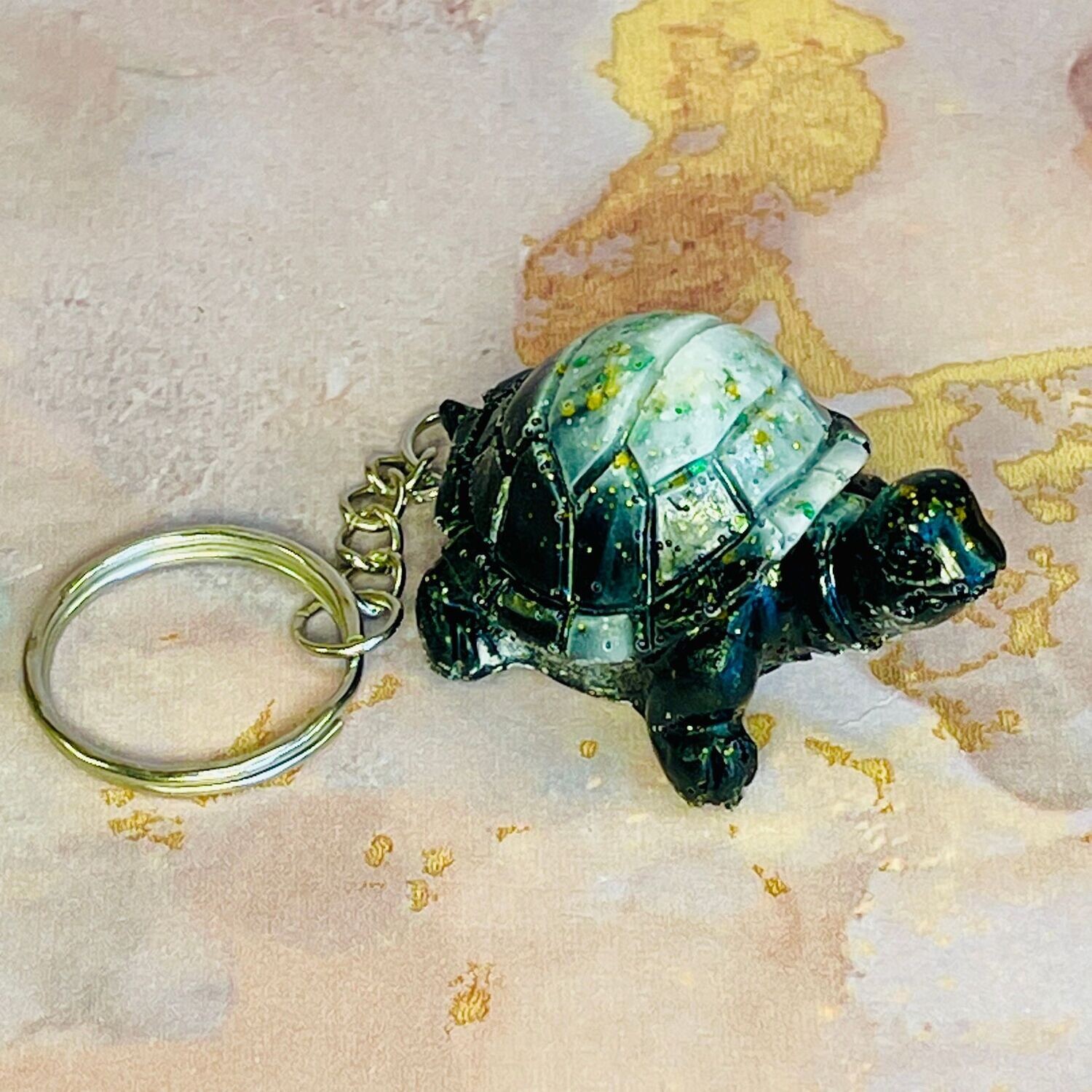 Tortoise Black/Green/White Keyring Gift