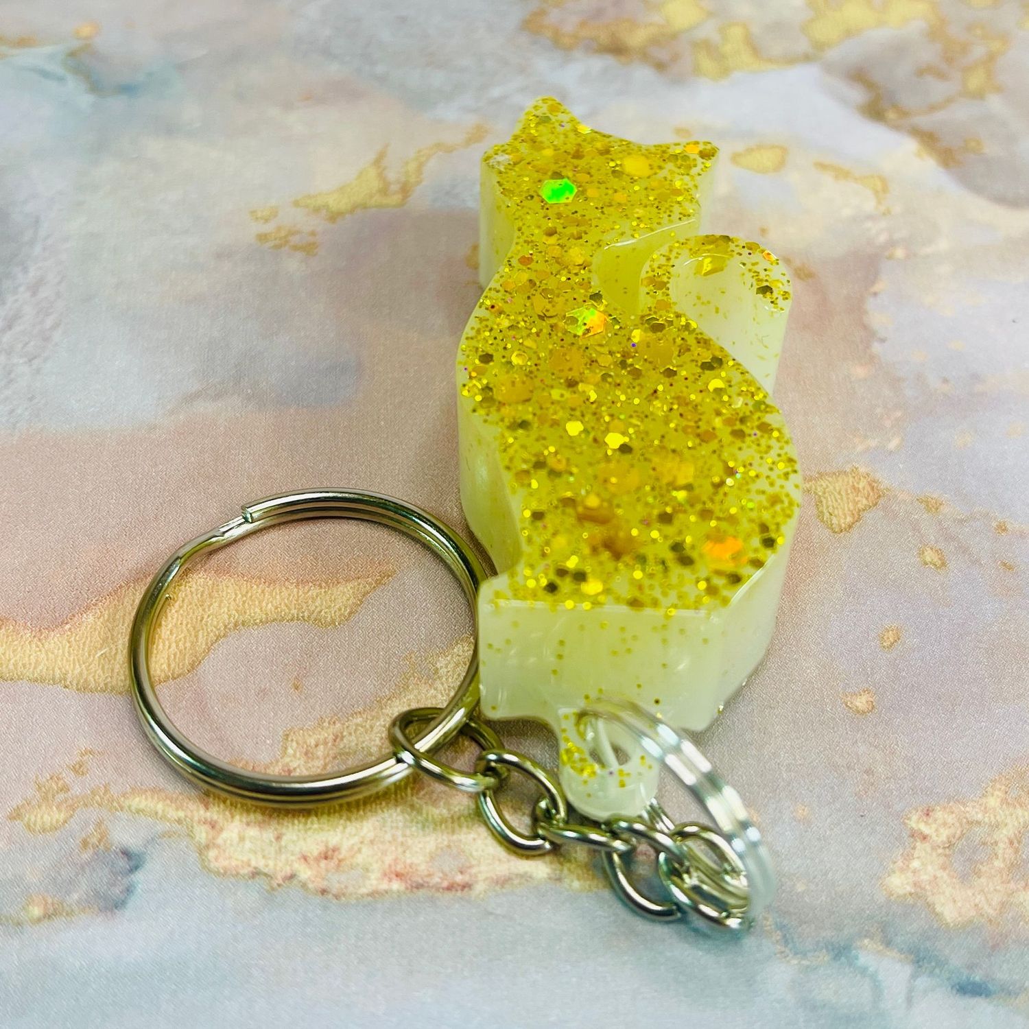 Cat Sparkling Gold/White Keyring Gift