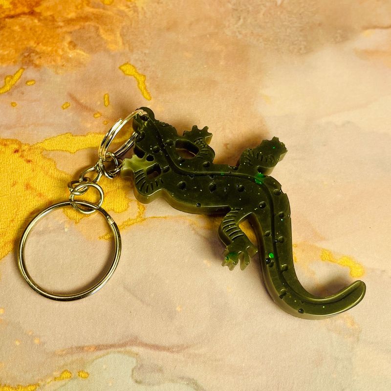 Gecko Lizard Reptile Black Green Keyring