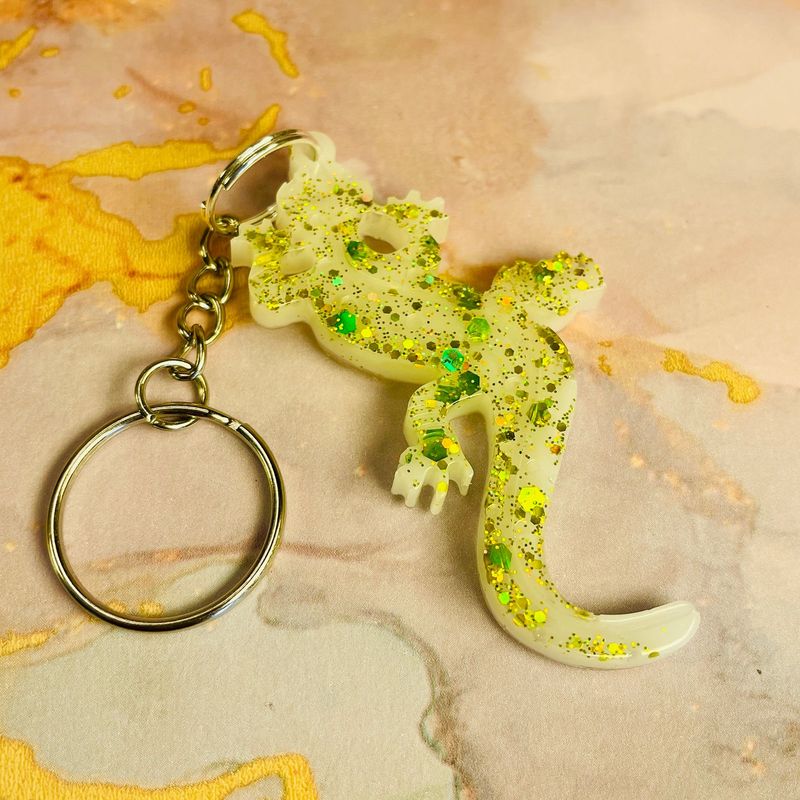 Gecko Lizard Reptile Green White Keyring
