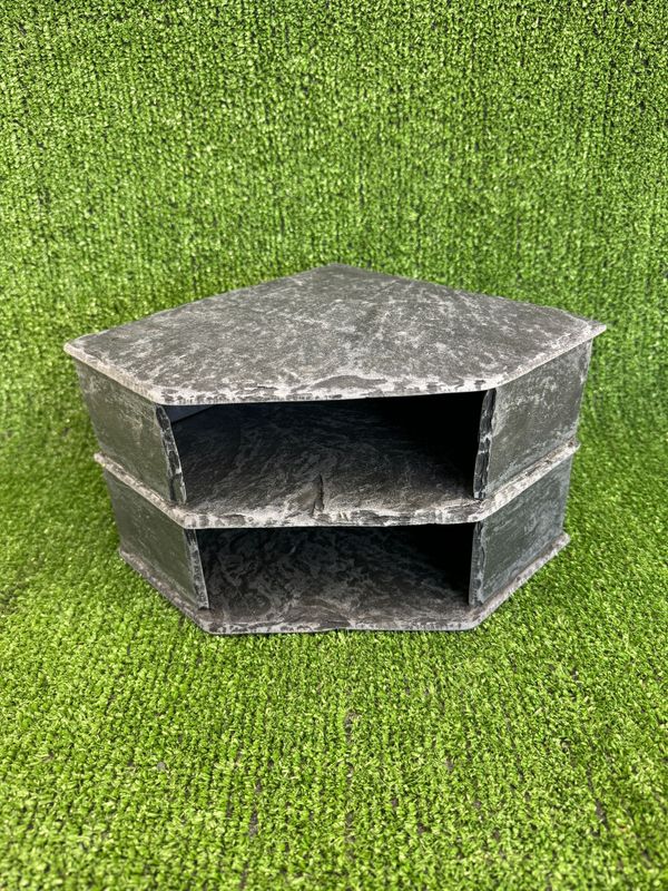 Aquarium and Reptile Slate Cave 20x20x13cm.