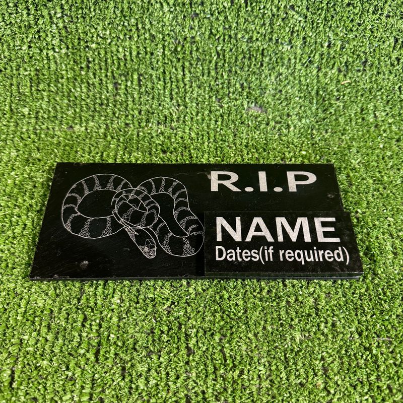 RIP Corn Snake Reptile Slate Grave Memorial Plaque.