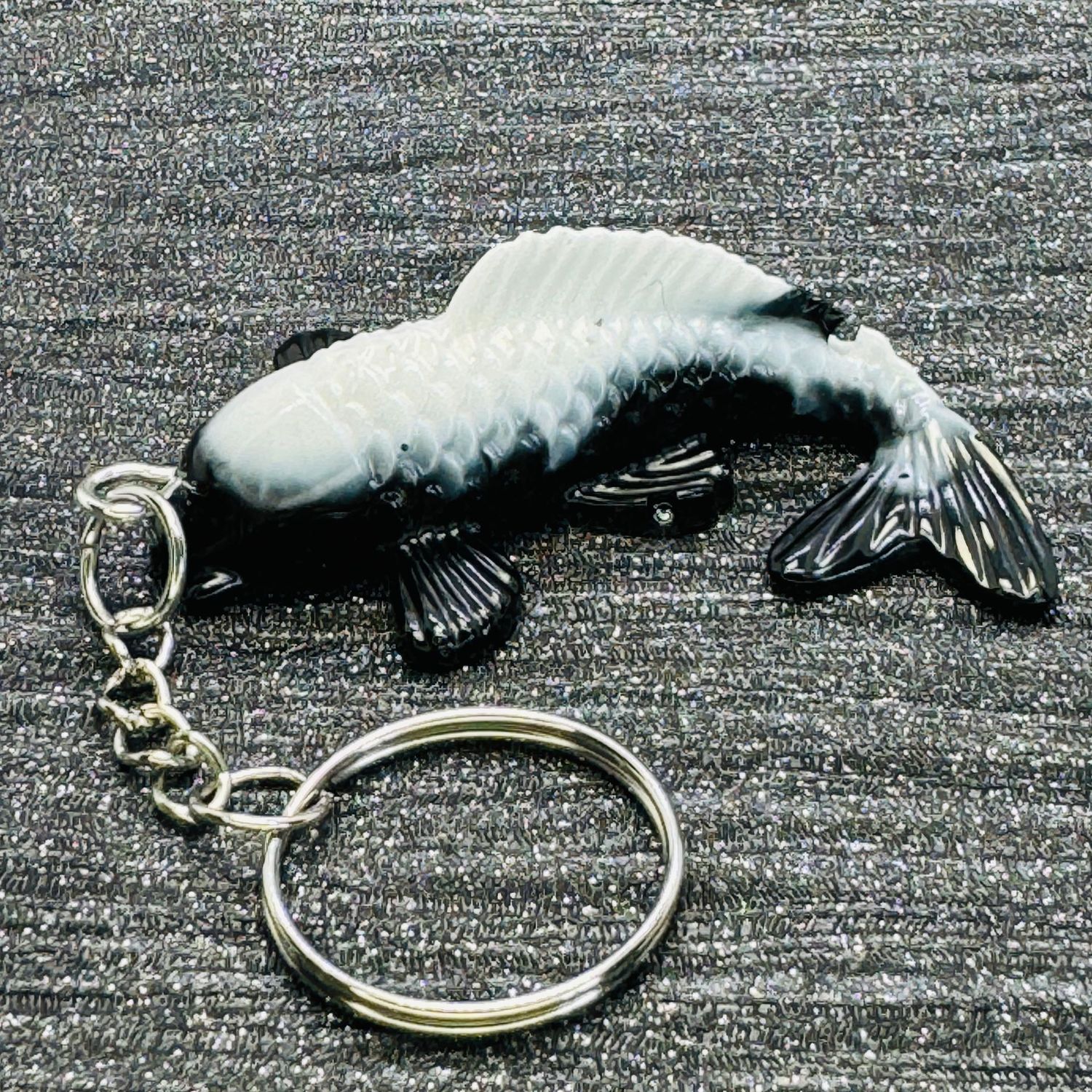 Koi Fish Black / White Keyring