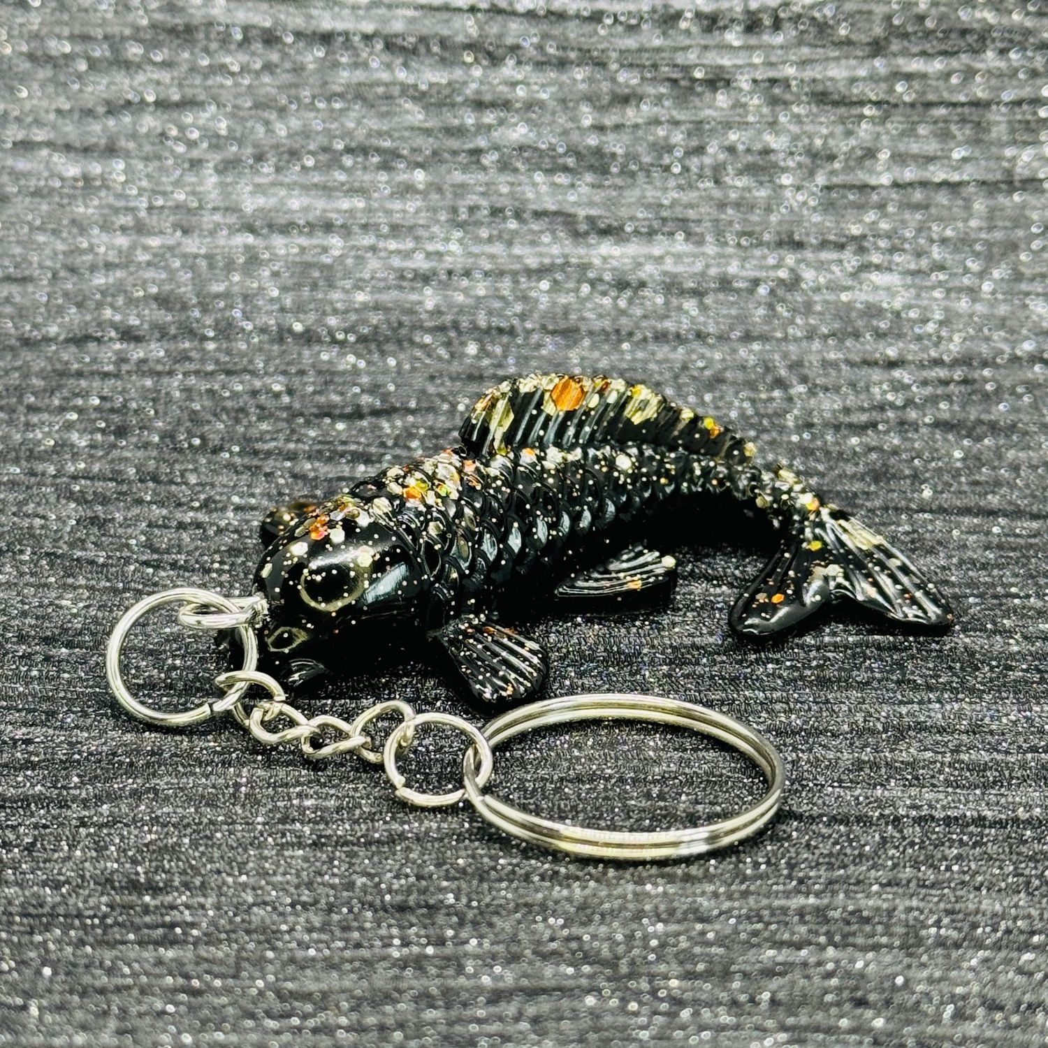 Koi Fish Sparkling Black Keyring