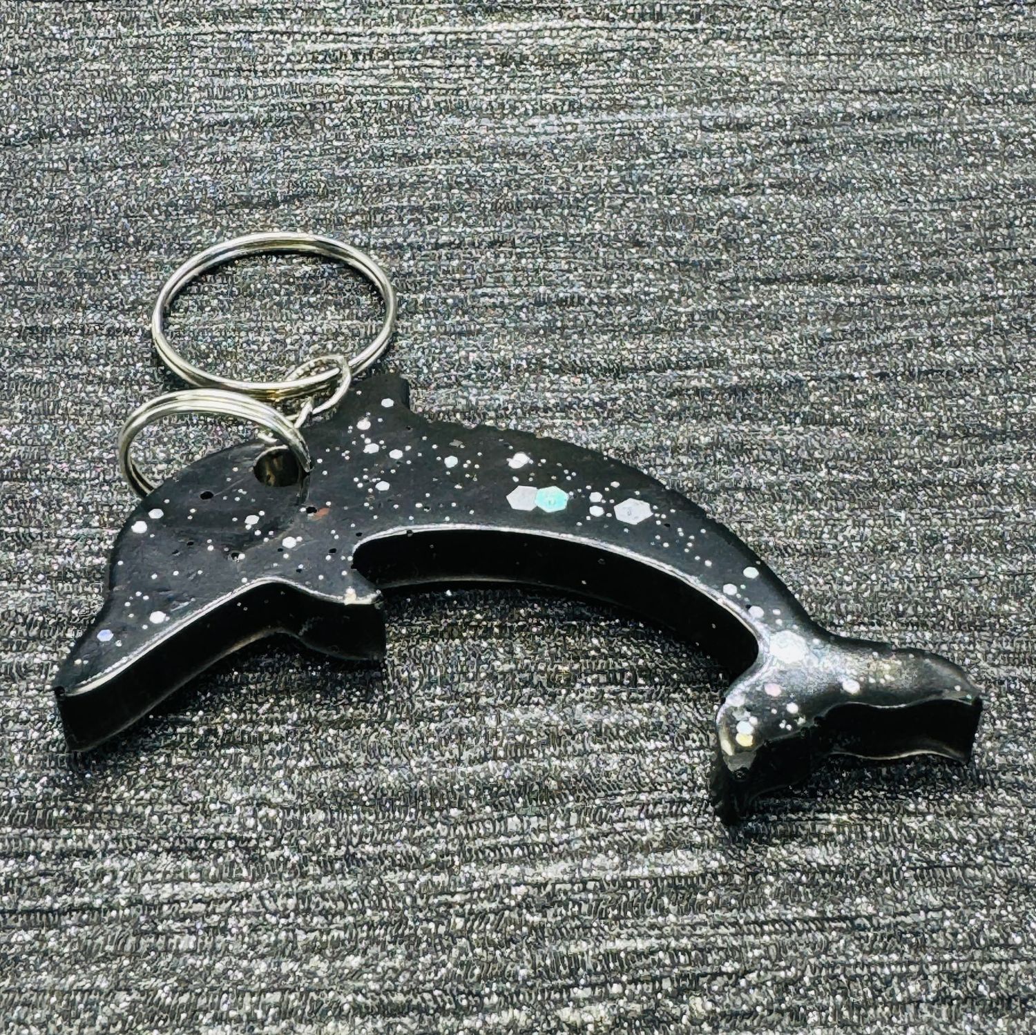 Dolphin Black Sparkling Keyring
