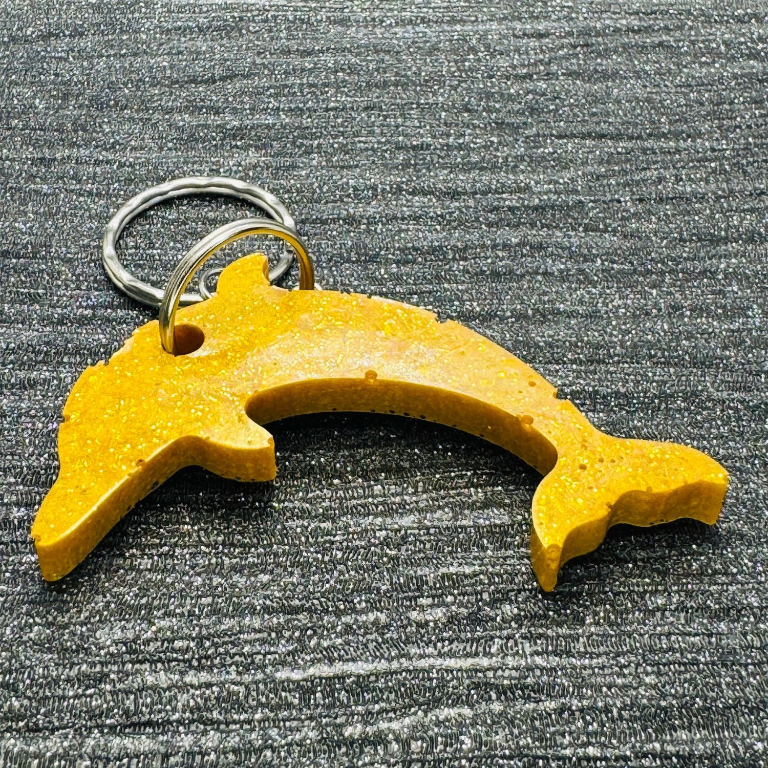 Dolphin Sparkling Gold Keyring
