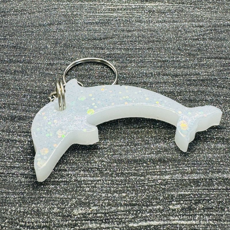 White Dolphin Keyring