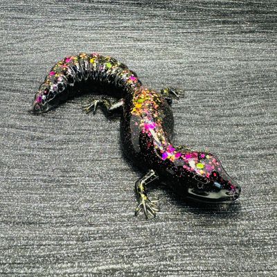Gecko Lizard Reptile Black/Purple Gecko Lizard Reptile Black/Purple