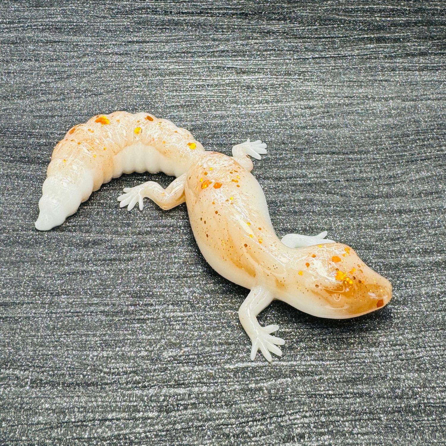 Gecko Lizard Reptile White/Bronze/