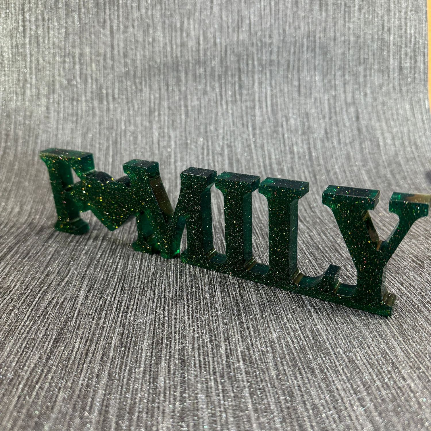 Family Resin Sign Green