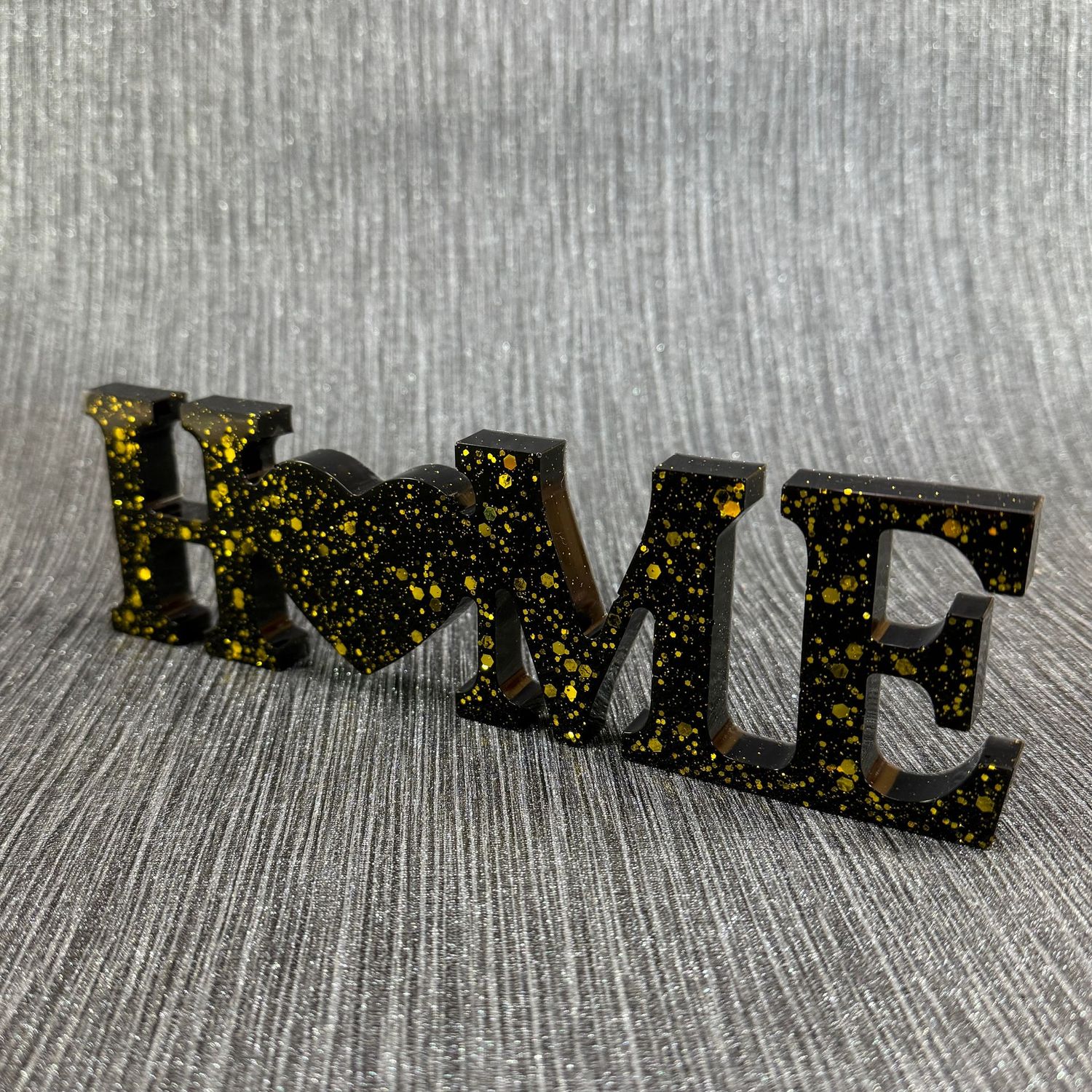 Home Resin Word Black and Gold