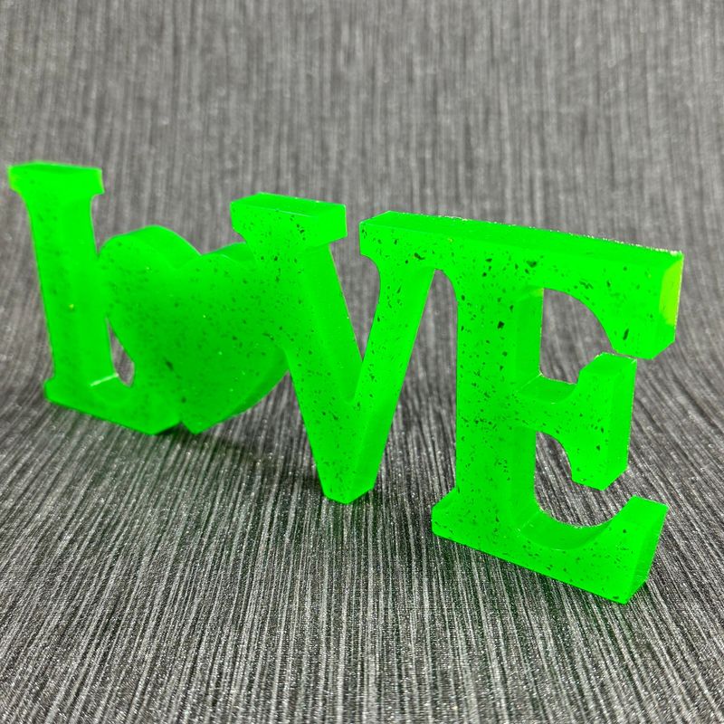 Love Resin Word - Green Sparkling