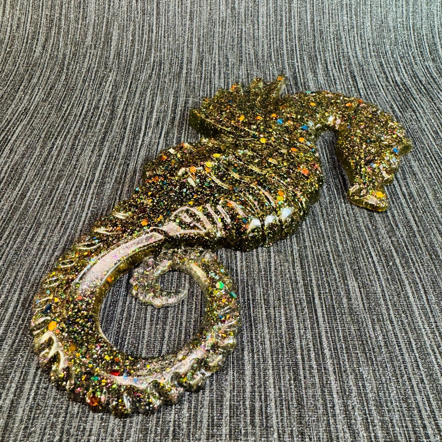Seahorse Wildlife Sparkling Multi Glitter wall art Model