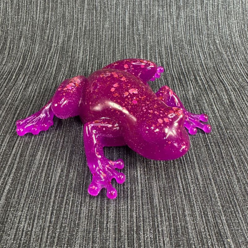 Purple Sparkling Frog Model Ornament