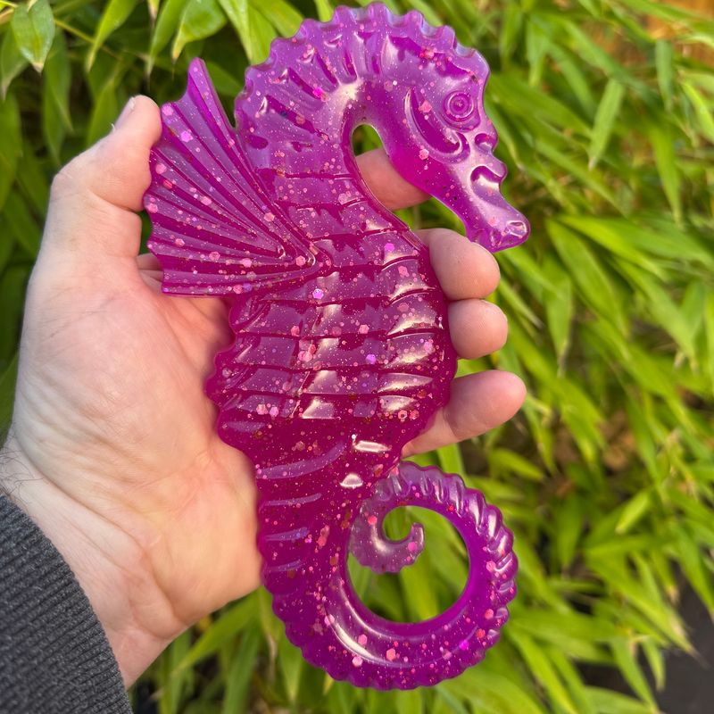 Sea horse Sparkling Purple wall art Model