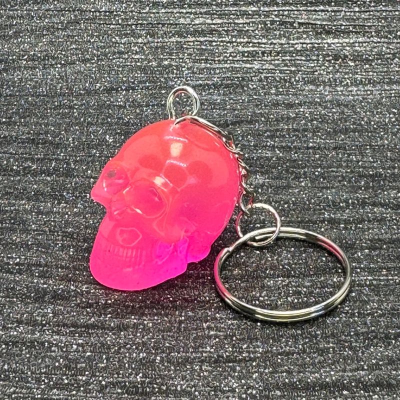Pink 3D Skull Red Keyring Gift