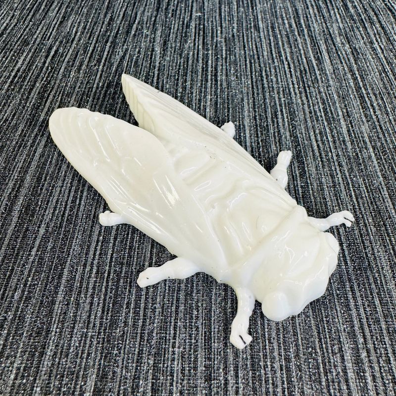 White x3 Bug Wall Art Models