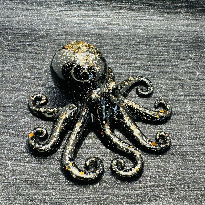 Octopus Resin Model Black and Gold