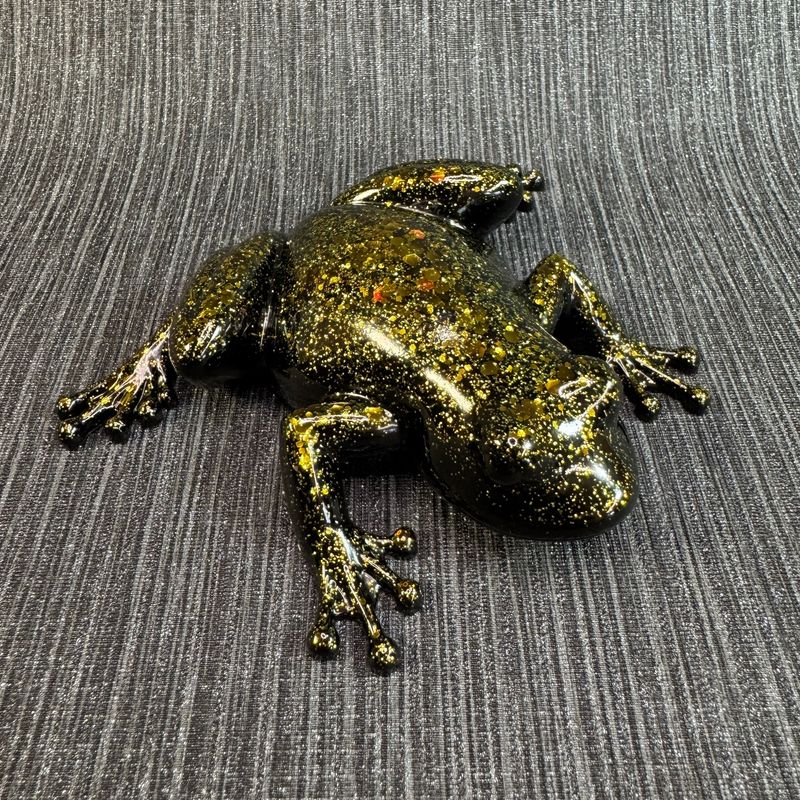 Frog Black and Gold Model Ornament