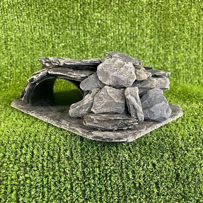 Aquarium and Reptile Slate Caves Fry Protector.
