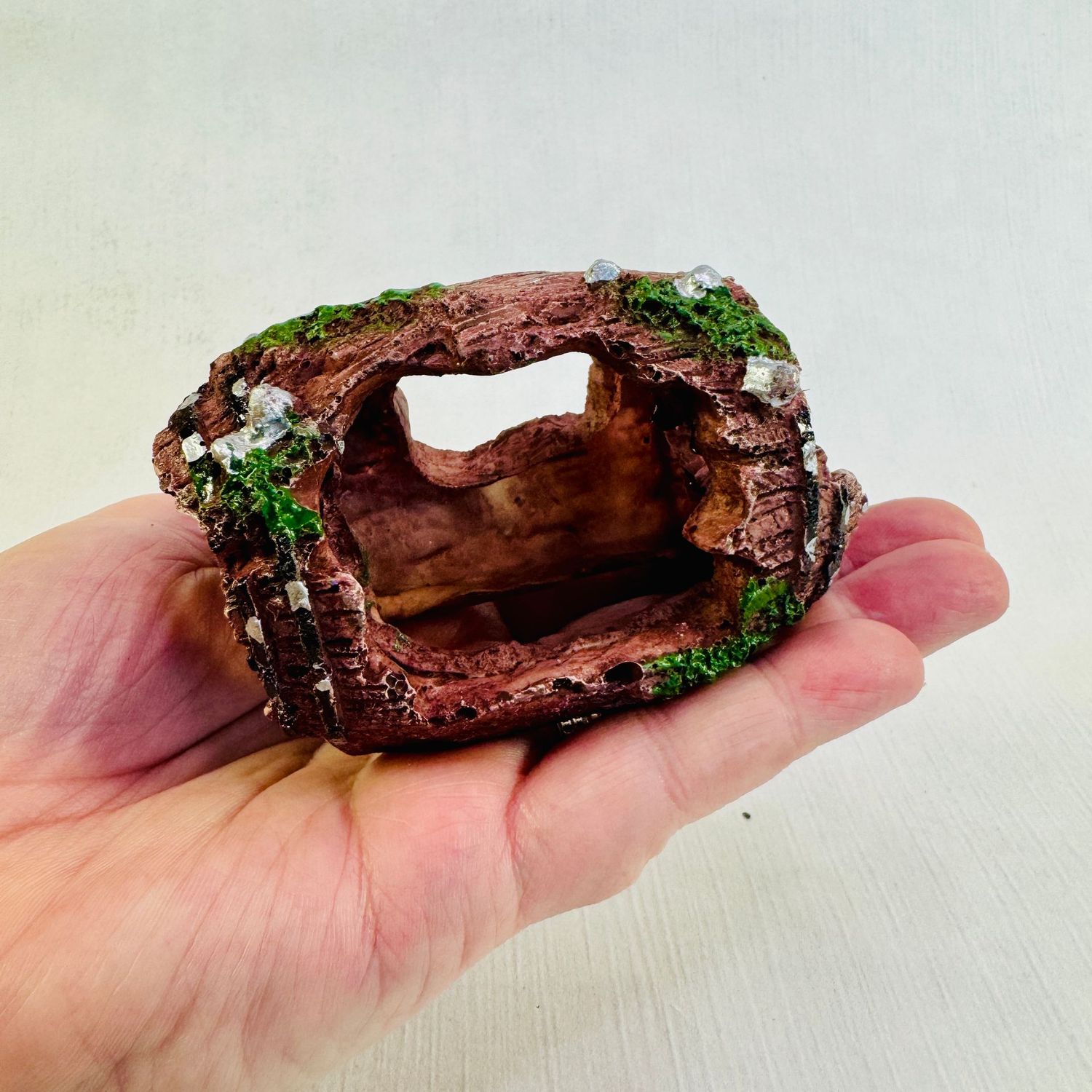 Small Red Barrell Aquarium Fish Fun Decoration. Small Red Barrell Aquarium Fish Fun Decoration.
