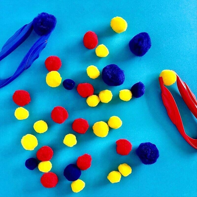 Pinzas y pompones