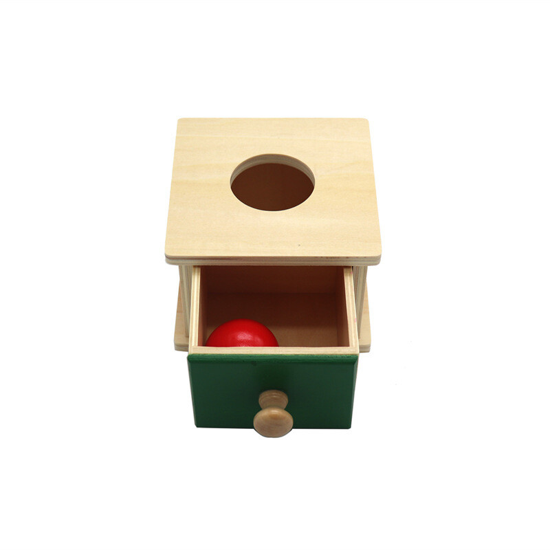 Caja de permanencia Montessori / bola