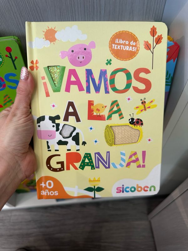 Vamos a la granja/ libro con texturas