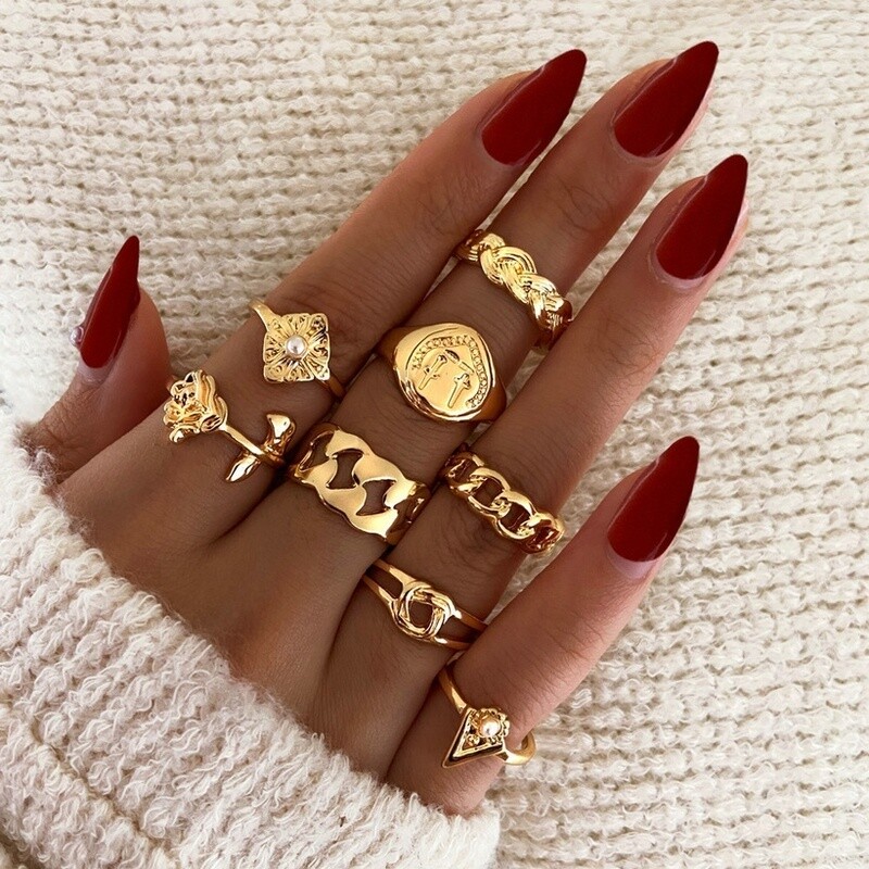 Pearl Rose Ring Set