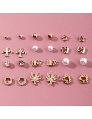 Maple Airplane Letter Pearl Earring Set​