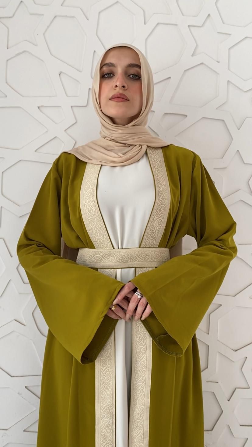 عباية حروف بالبيزك