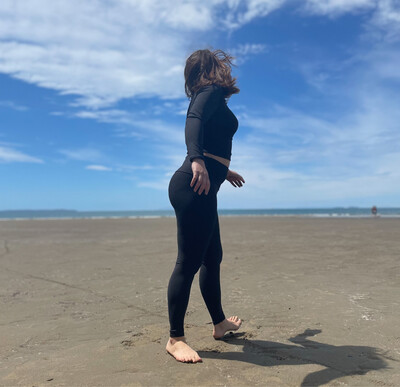Black leggings