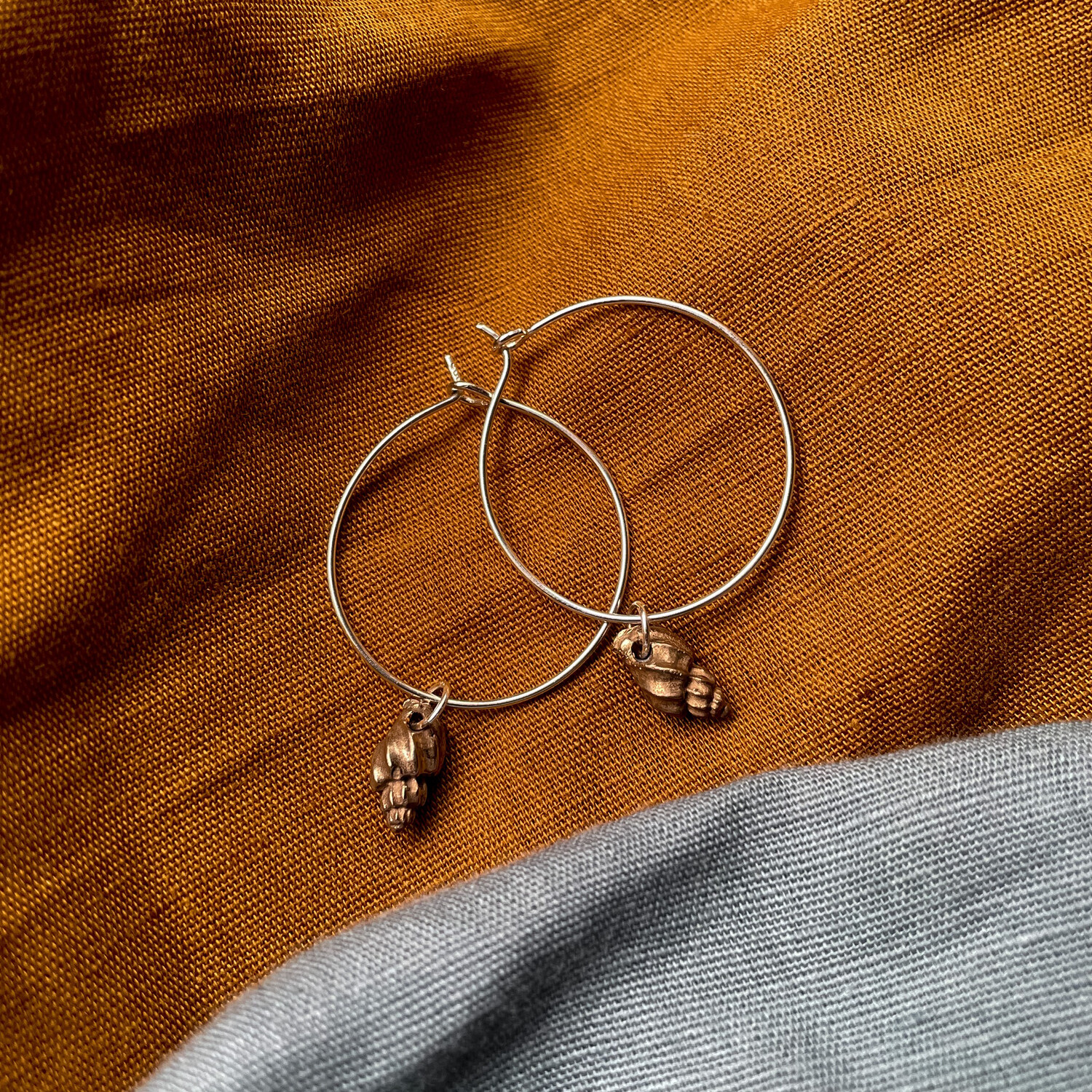 Petite shell earrings
