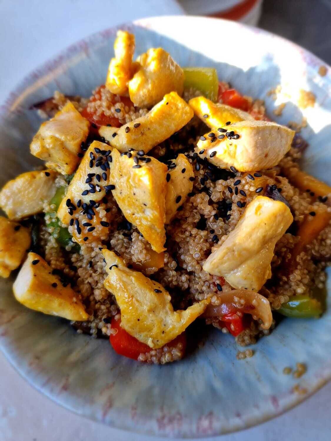 Wok de légumes, poulet et quinoa