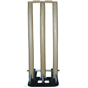 Spring return wooden wickets