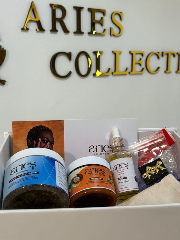 Mother’s Day Package (Glow Mama Box)