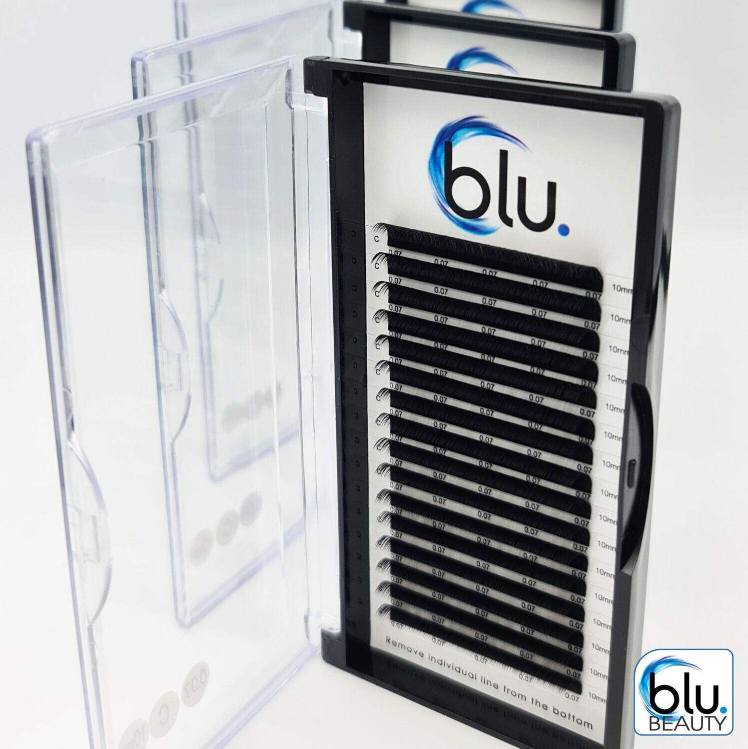 VOLUME EYELASH EXTENSIONS