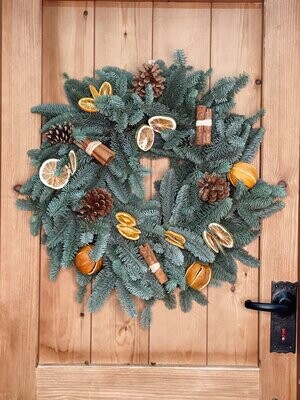 Christmas Wreath Prancer