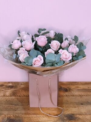 Rose Hand Tied Bouquet (you chose your rose colour)