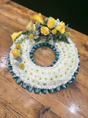 Based white wreath Funeral Tribute (available in different sizes & colours)