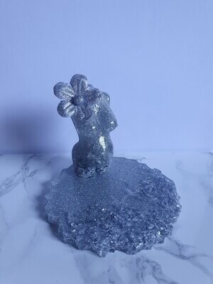 Buste femme enceinte sur socle argenté pailleté