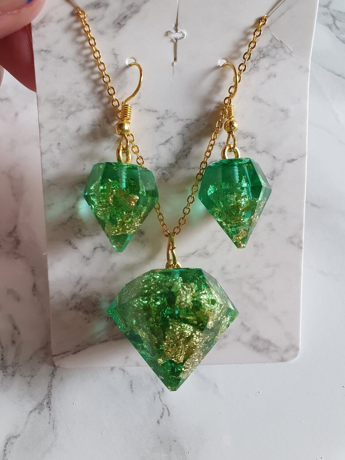 Parure diamant en résine vert et feuilles d'or