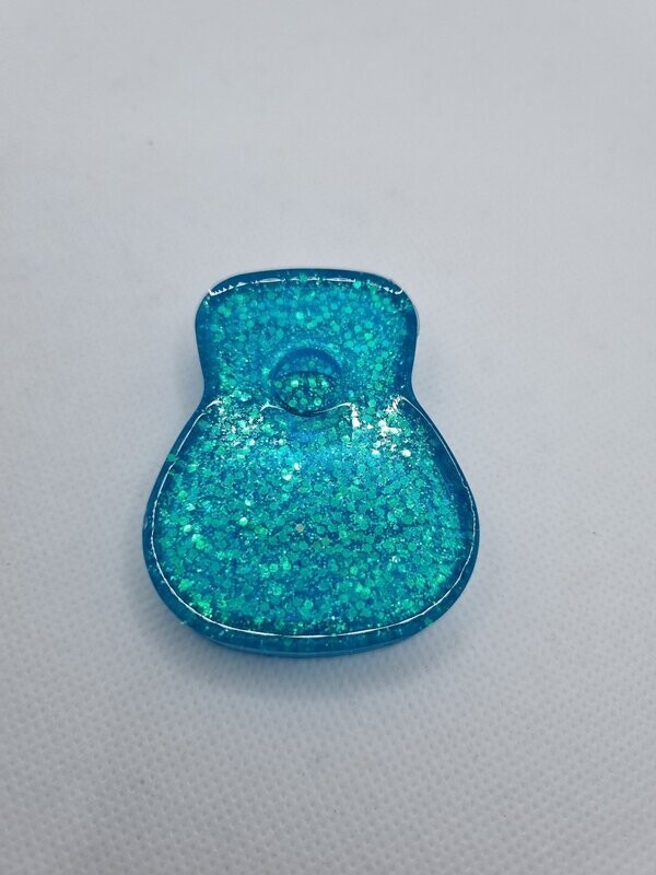Boite guitare médiator bleu pailleté