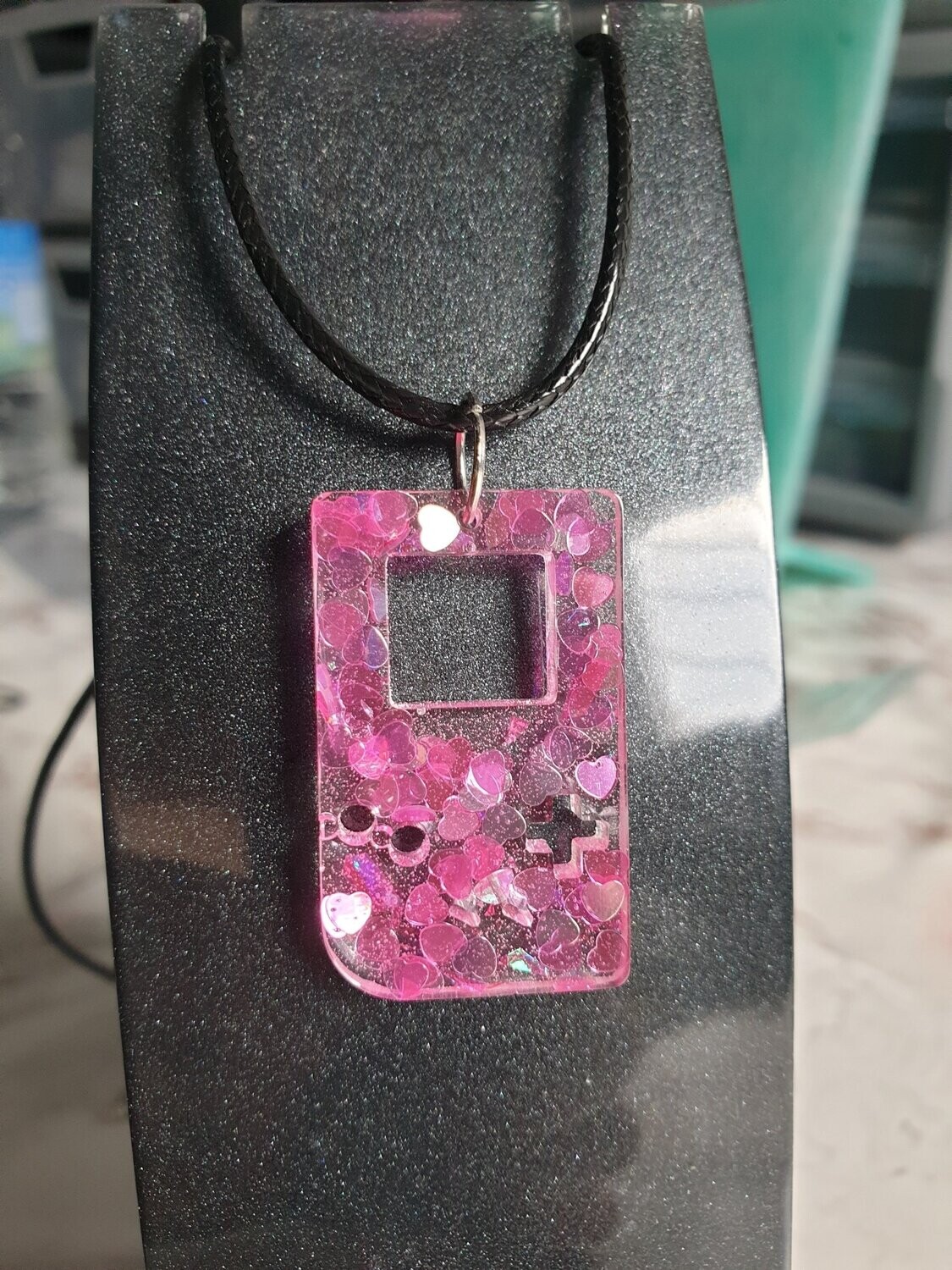 Collier gameboy rose à paillettes
