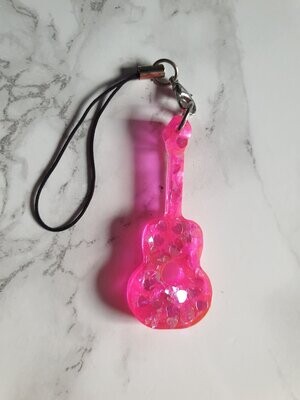 Porte clé guitare rose pailleté