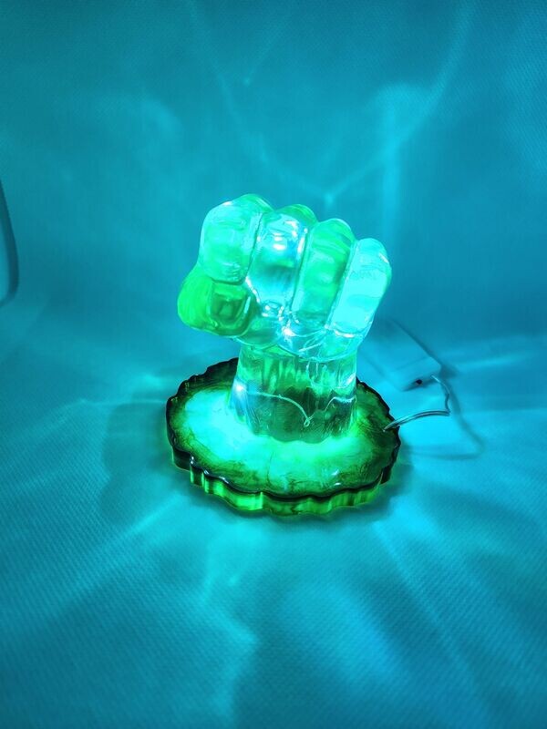 Veilleuse Poing Hulk